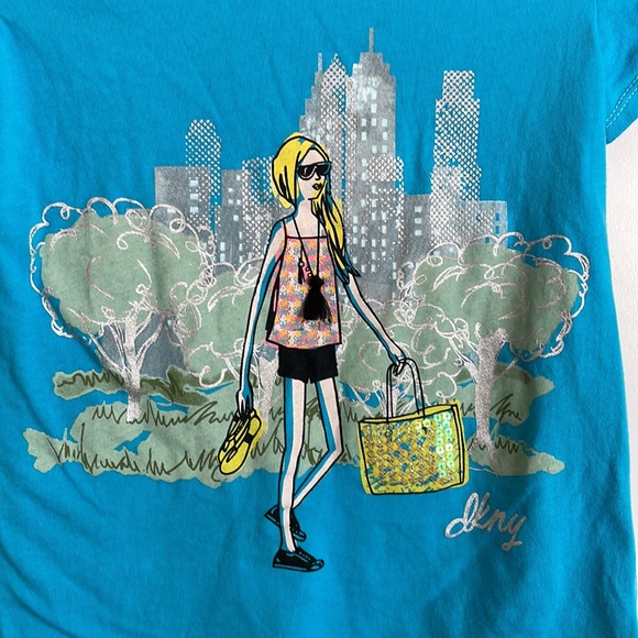 DKNY Girls Medium Tee * Shopping with 3D Embellishments - Picture 2 of 7